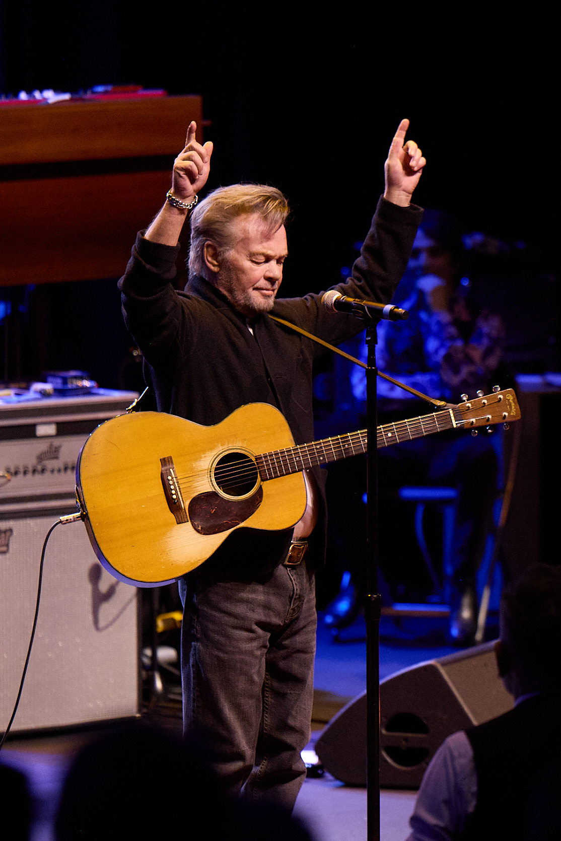 Guitarist performance at American Music Honors, 2024