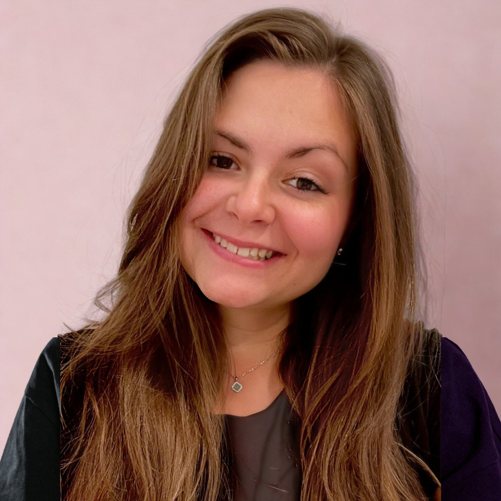 Brittany Bennet Headshot